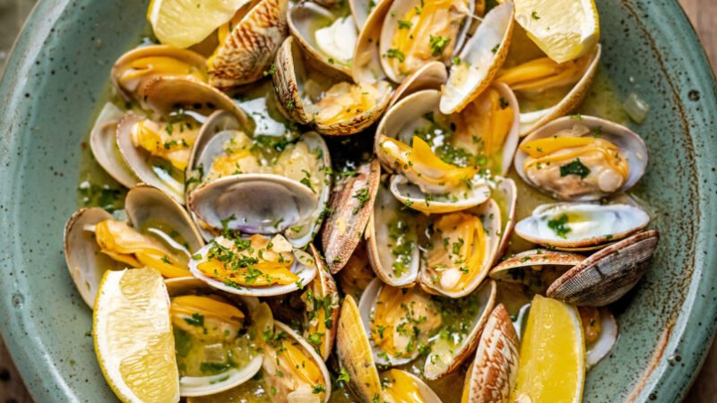 Amêijoas à Bulhão Pato: Receita Original, Rápida e Fácil