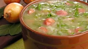 Caldo Verde com Batata Receita Portuguesa