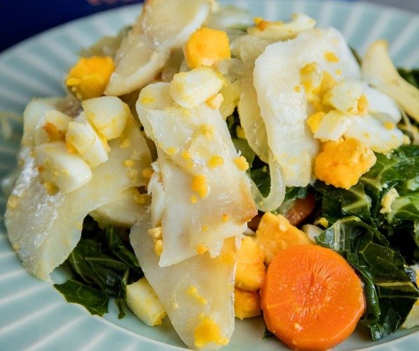 Receita Fácil de Bacalhau com Todos — Prato Completo