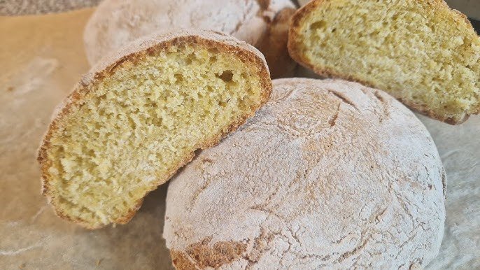 Broa de centeio artesanal com sabor intenso e rústico