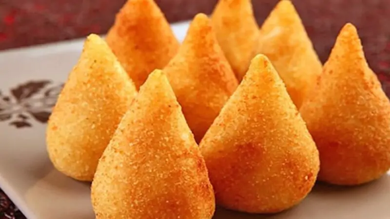 Coxinha de Frango Brasileira Perfeita para festas e petiscos!