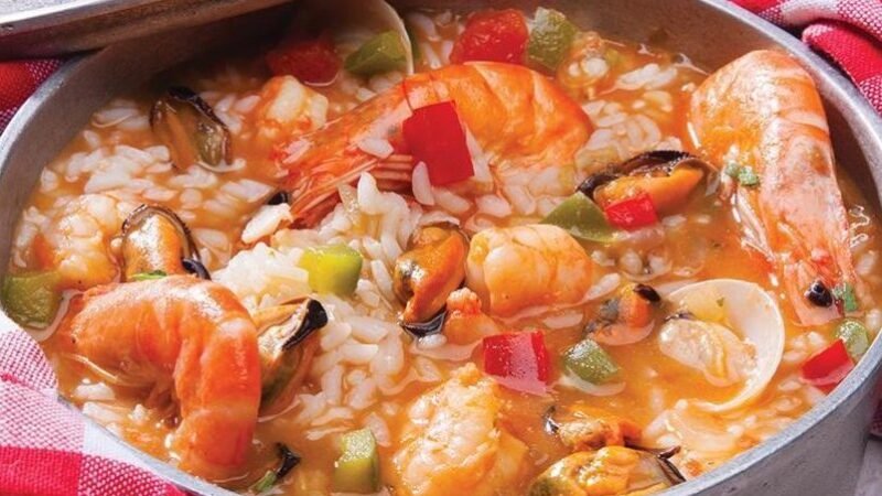 Ensopado de Marisco Tradicional: Sabor do Mar