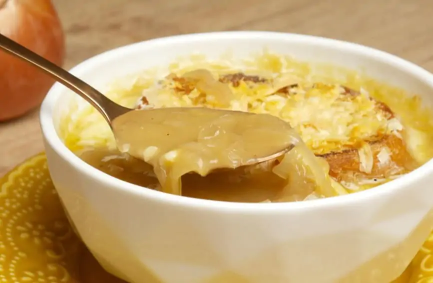 Sopa de Cebola Caseira – Simples e Deliciosa