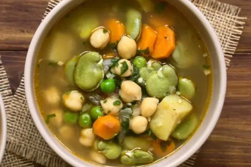 Sopa de Favas Tradicional Receita Antiga e Nutritiva