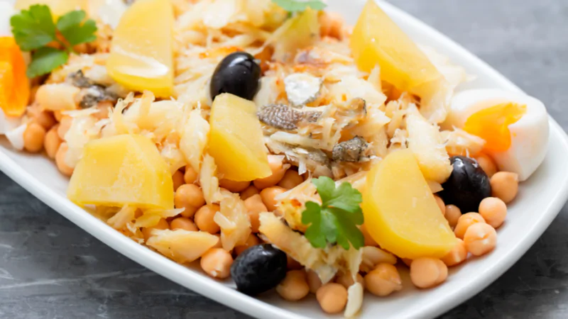 Grão com Bacalhau e batata cozida: Clássico Português