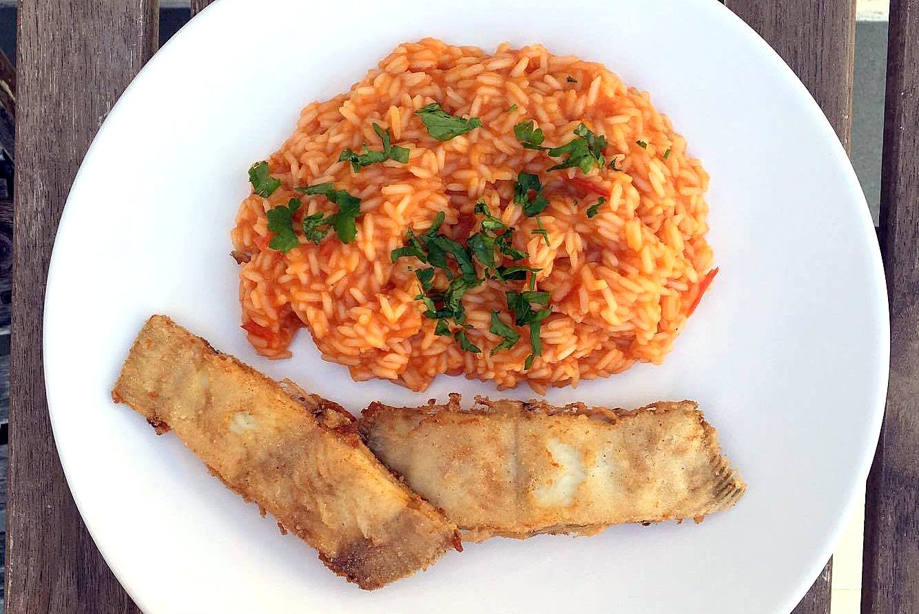 Raia Frita com Arroz de Tomate — Cozinha Tradicional