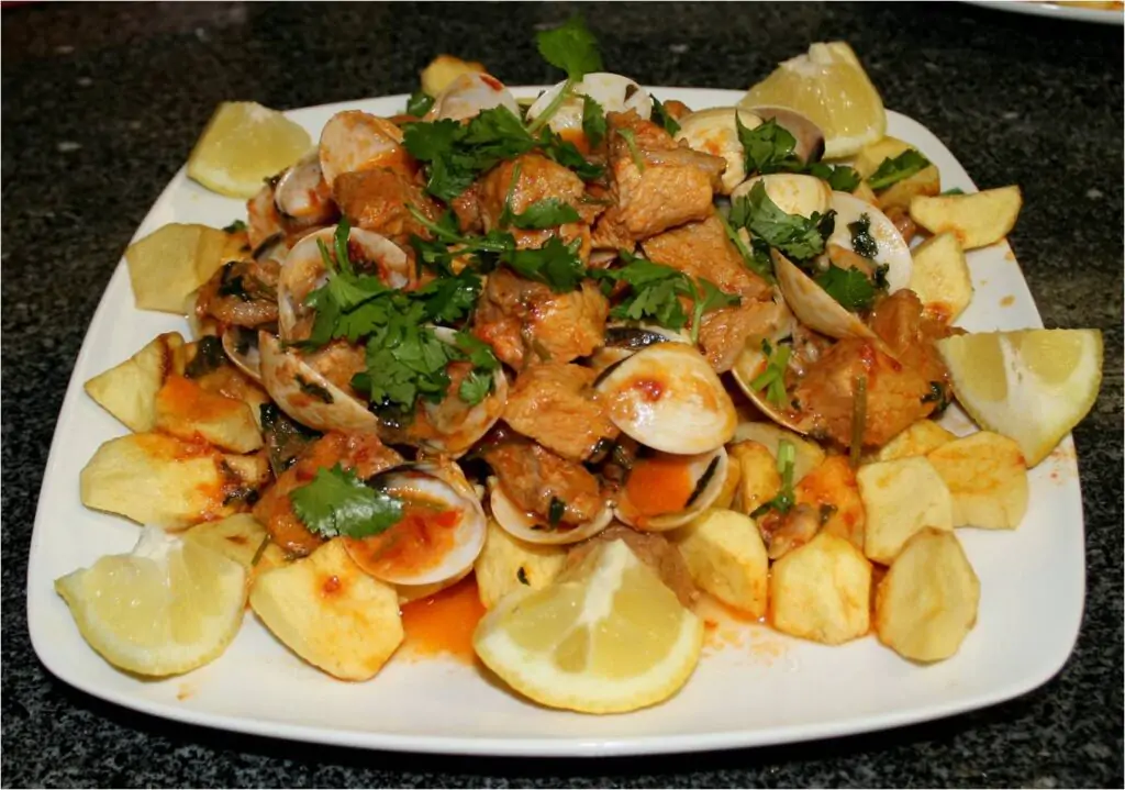 Receita de carne de Porco à Alentejana com Amêijoas congeladas