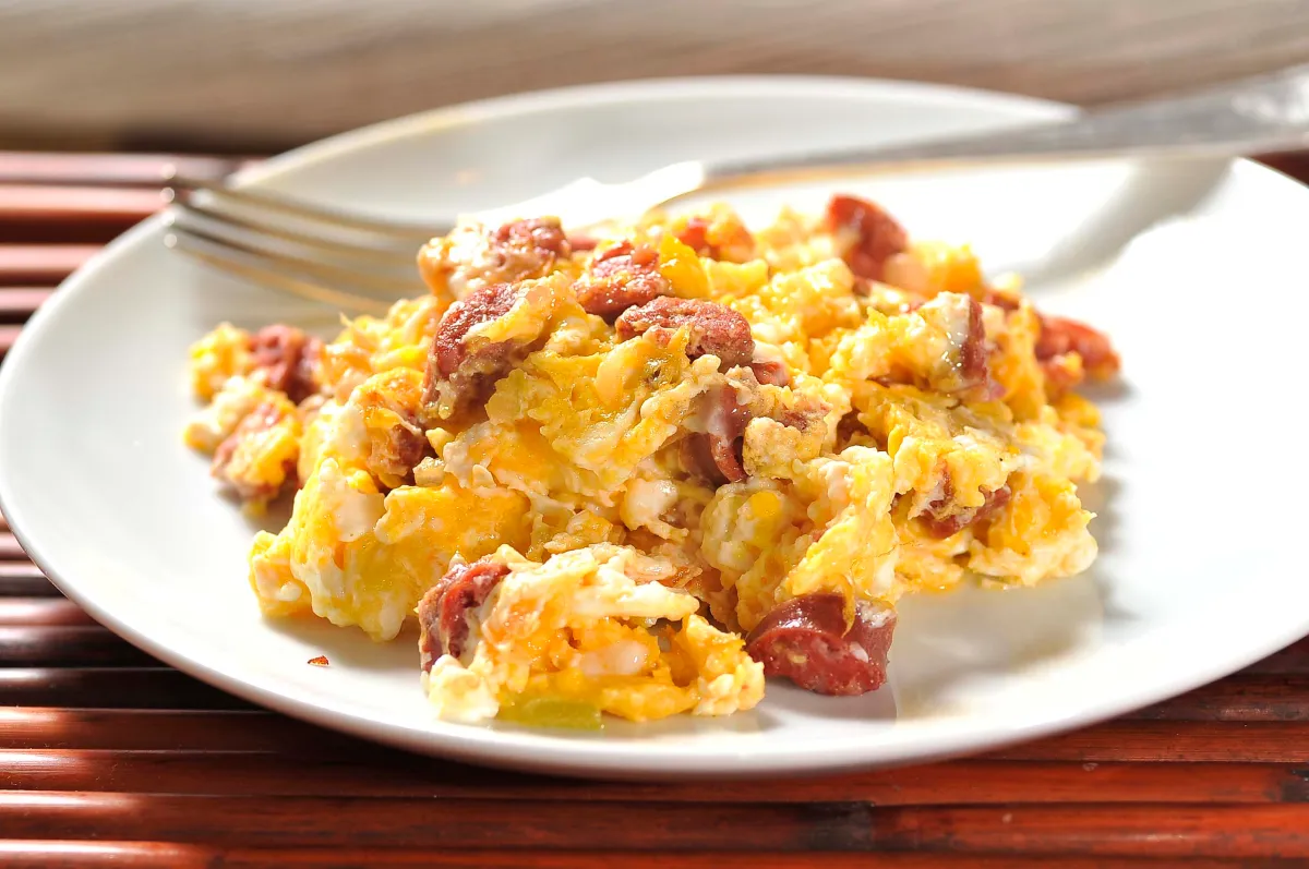 Receita Portuguesa de Ovos com Farinheira e Bacon – Simples