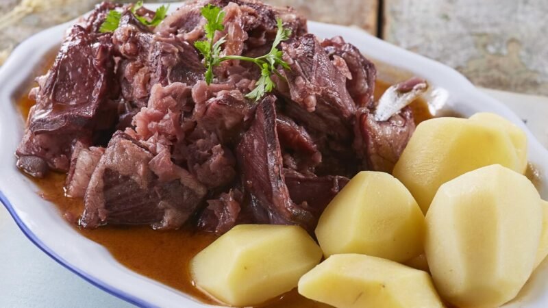 O Segredo da Chanfana Tradicional que Derrete na Boca!